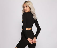 Hustle Squad Long Sleeve Cropped Graphic Top